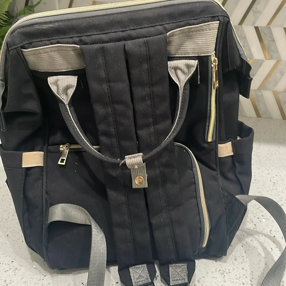 Land mommy and Baby Bag Chic Mom Grey Diaper bag backpack